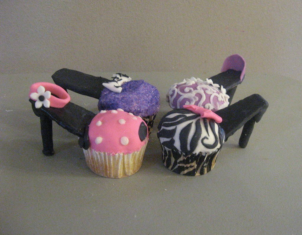 Shoe cupcakes Shoe cupcakes, first time, cannot wait to do… Flickr
