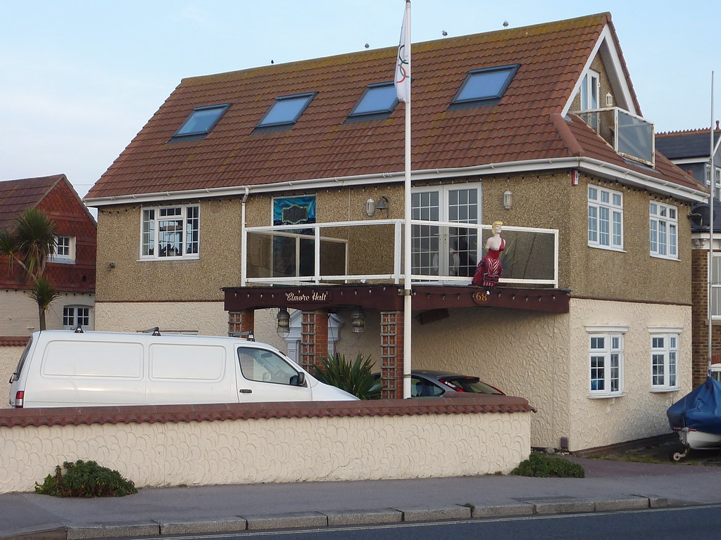 'Elmore Halt' 22 March 2012 This Lee on Solent residence… Flickr