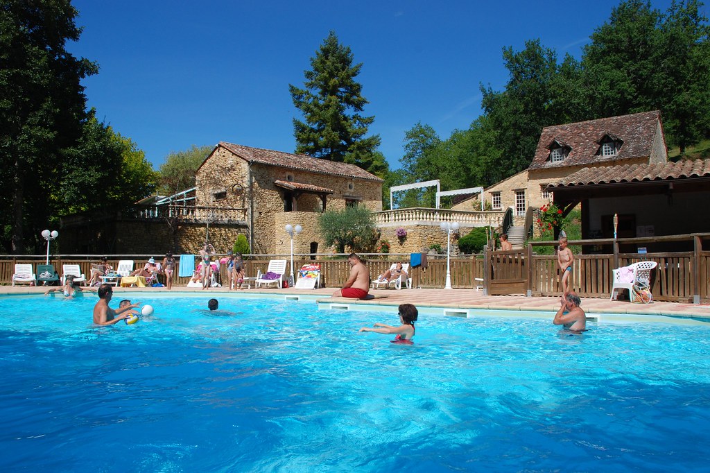 Camping Dordogne un camping familial avec lac et jeux aqu… Flickr
