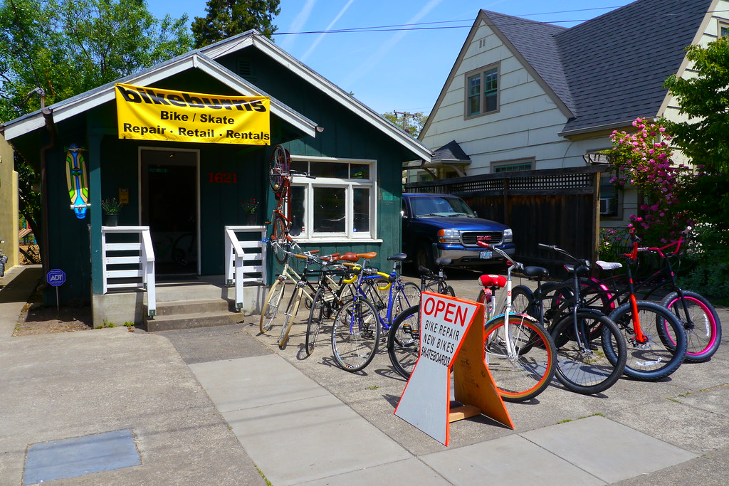 Bike Burns, Eugene, OR This bicycle shop is located at 160… Flickr