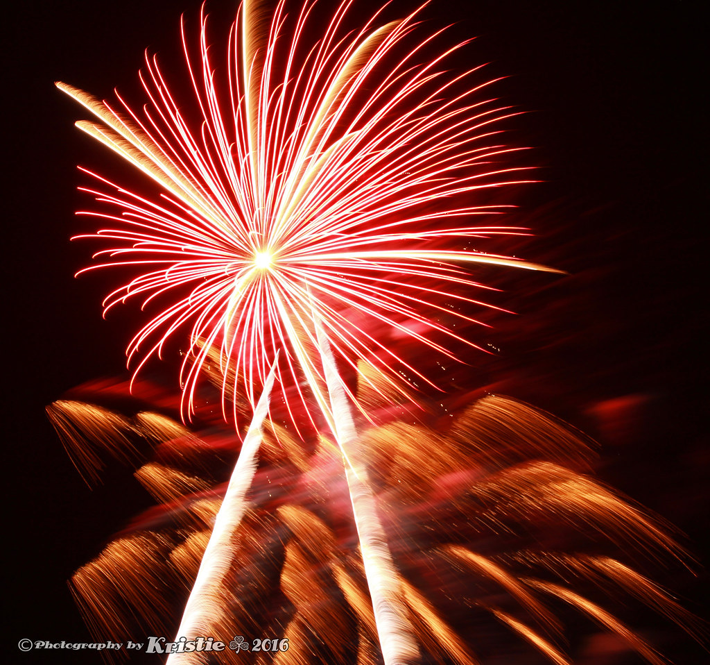 Fireworks Slow Shutter July 4th Fireworks in La Crosse WI … Flickr
