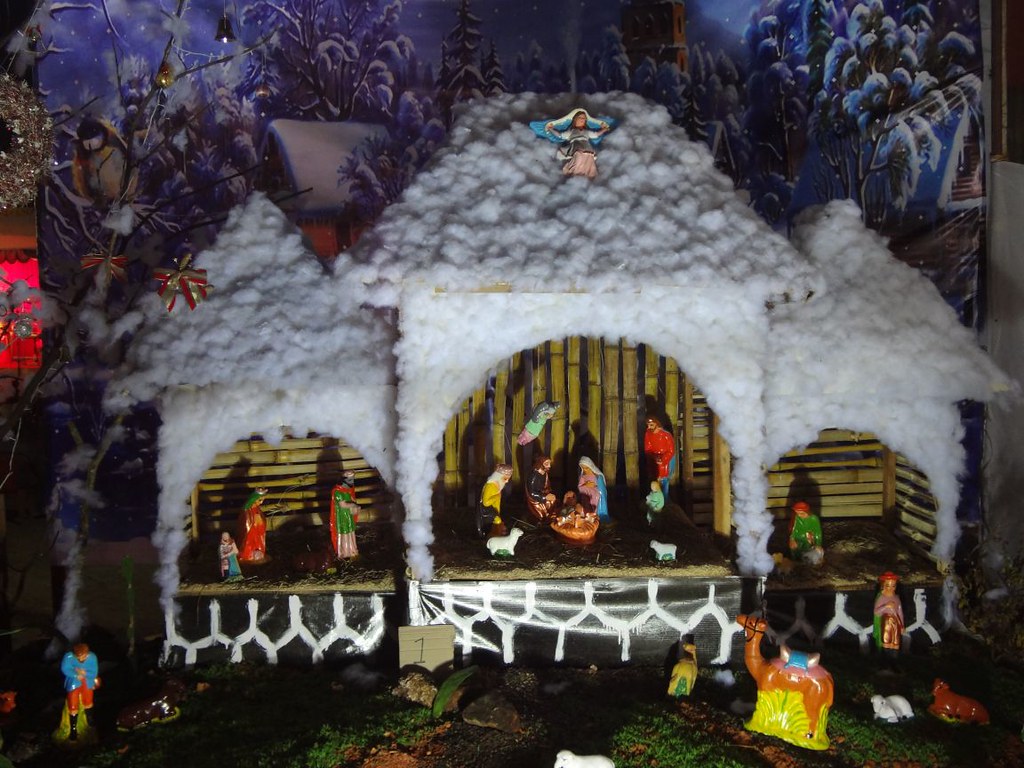 Christmas Crib or Christmas Pulkoodu Pulkoodu or Christmas… Flickr