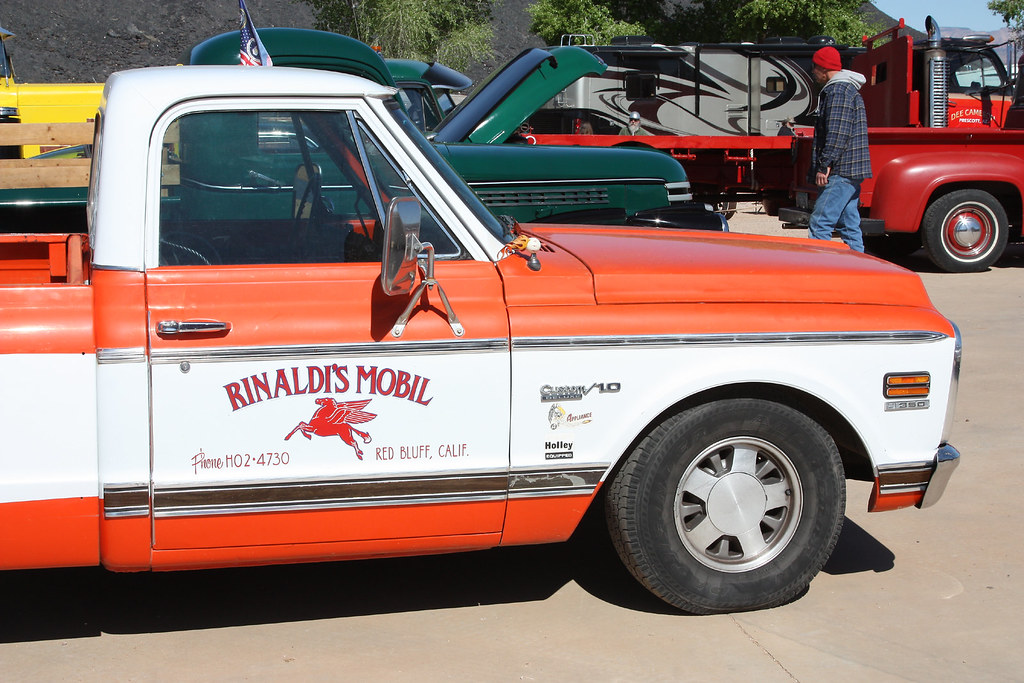 Rinaldi's Mobil 2014 Arizona Flywheelers show, Cottonwood