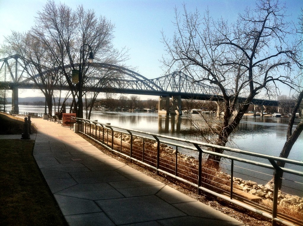 Mississippi River La Crosse, WI Shaun Farrell Flickr
