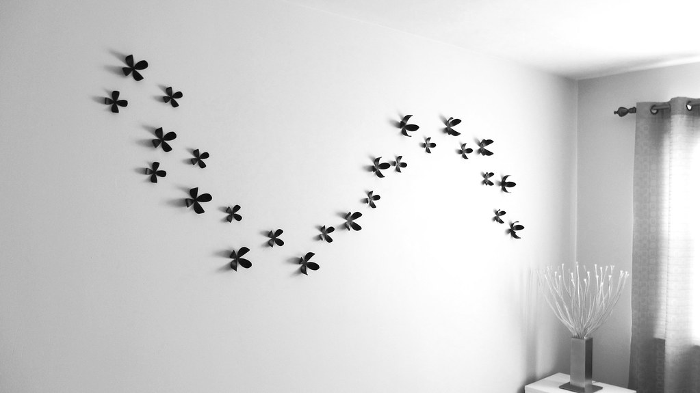 Umbra Wall flower decor by UMBRA. I love it! ) Robert Peter