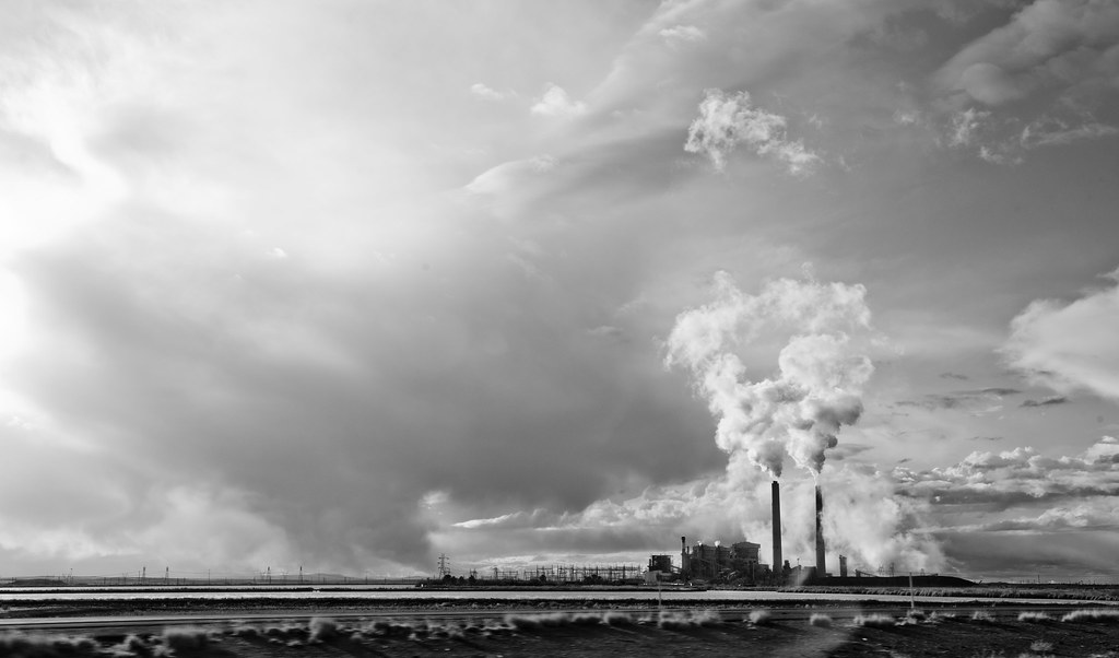 Coal powered Cholla Power Plant in Joseph City, AZ persons0 Flickr