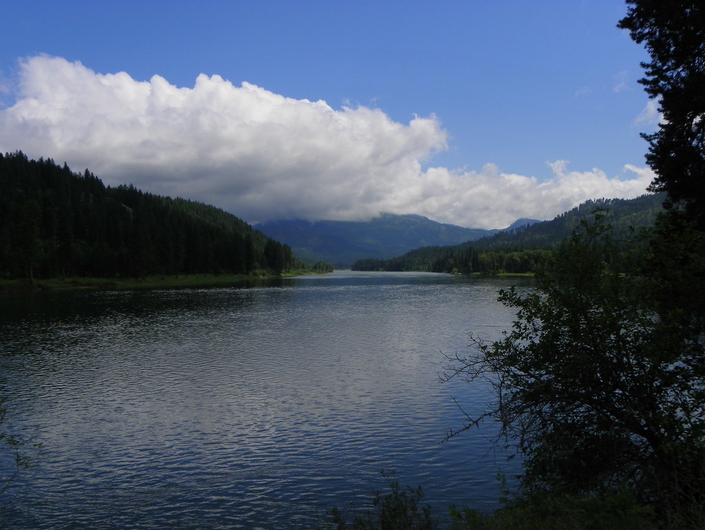Pend Oreille River Pend Oreille County, Washington J. Stephen Conn