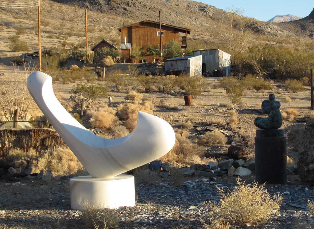 Darwin CA 1672a Photos taken around Darwin, CA. There's qu… Flickr