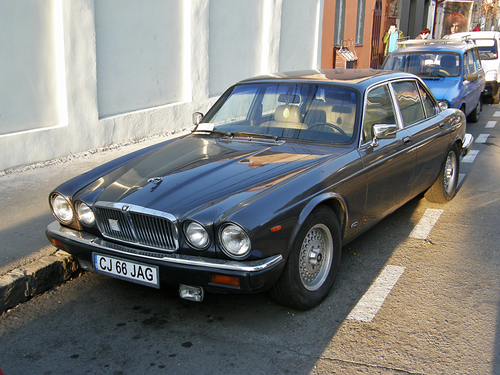 Jaguar Sovereign And old Jaguar in excellent condition! I … Flickr