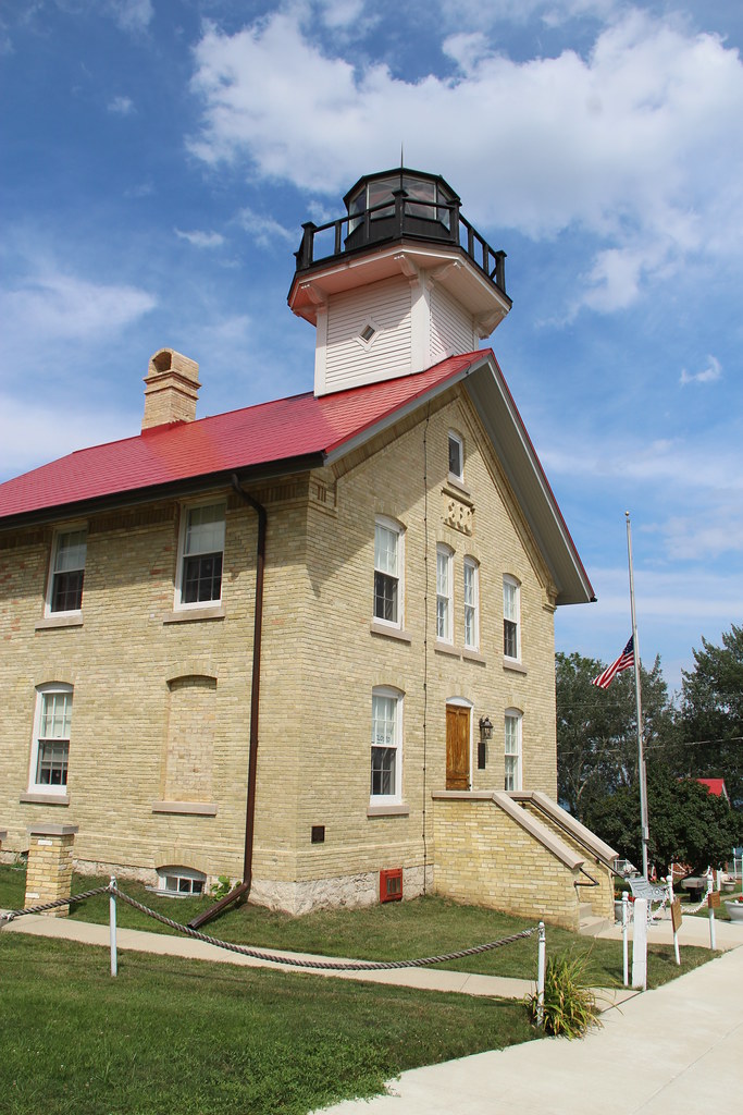 Port Washington Lighthouse Historic 1860 Port Washington L… Flickr