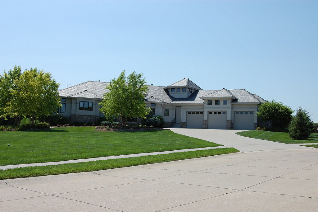 Linden Estates Omaha, Nebraska Photo of a luxury home in… Flickr