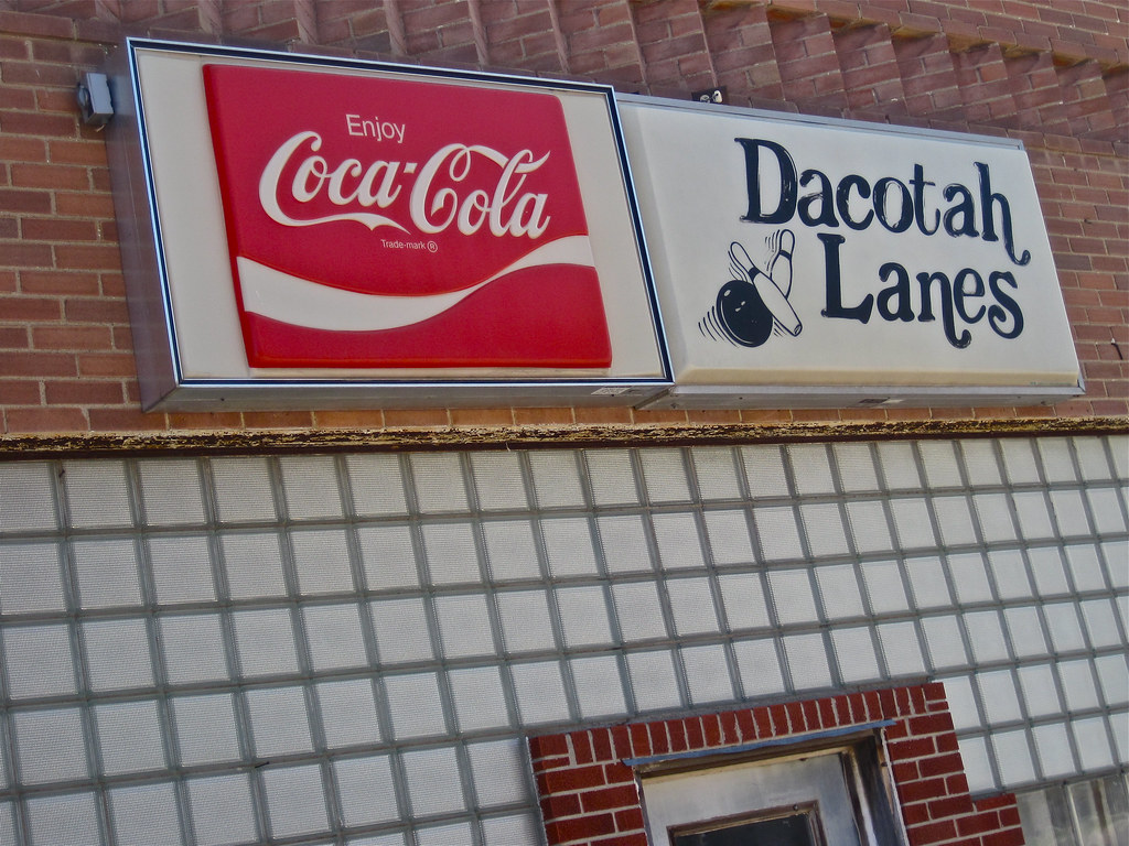 Dacotah Lanes, Edgeley, ND Dacotah Lanes, 525 Main Street,… Flickr