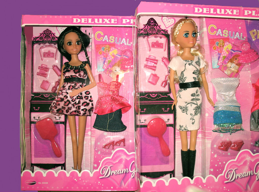 Fashion Dolls Spotted at Dollar General. Vinyl 11" fashion… Flickr