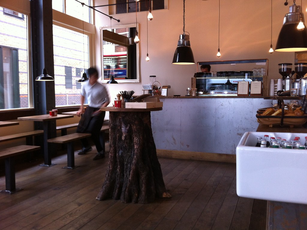 114 Tottenham Court Rd. A cute little unnamed cafe that ha… Flickr