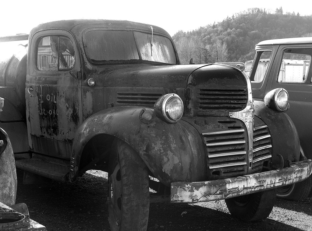Bargain Yard Dodge Truck curtis Irish Flickr