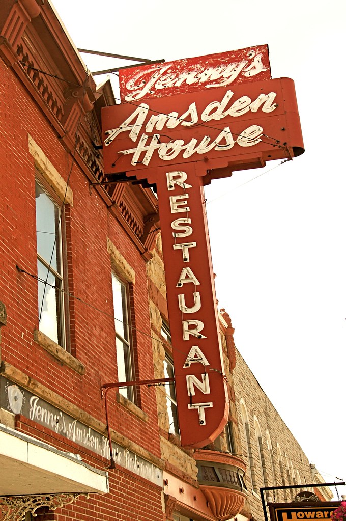 Jenny's Amsden House Restaurant, Bellevue, OH Neat old sig