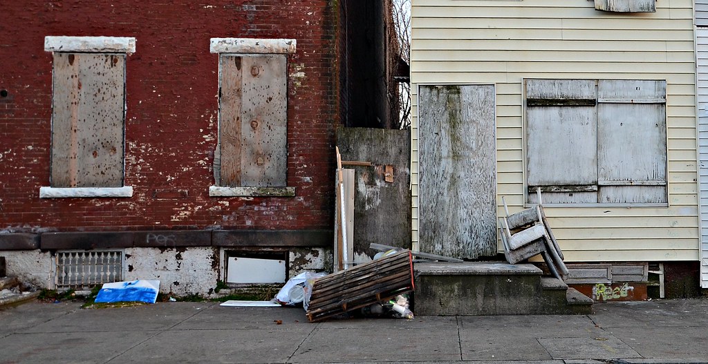 Shuttered row homes Trenton NJ NK1_1552v2 Blake Bolinger Flickr