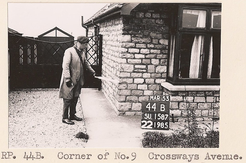 1953 No.9 Crossways Avenue, Penhill, Swindon (OS "A Man w… Flickr