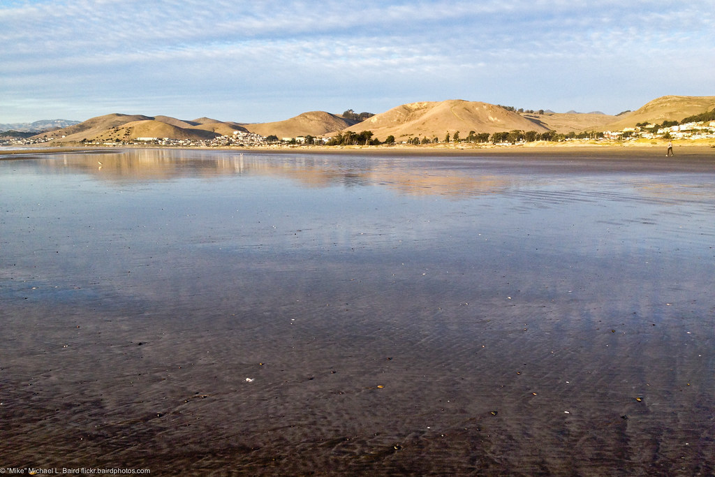 Morro Strand State Beach during an ultralow tide. Flickr