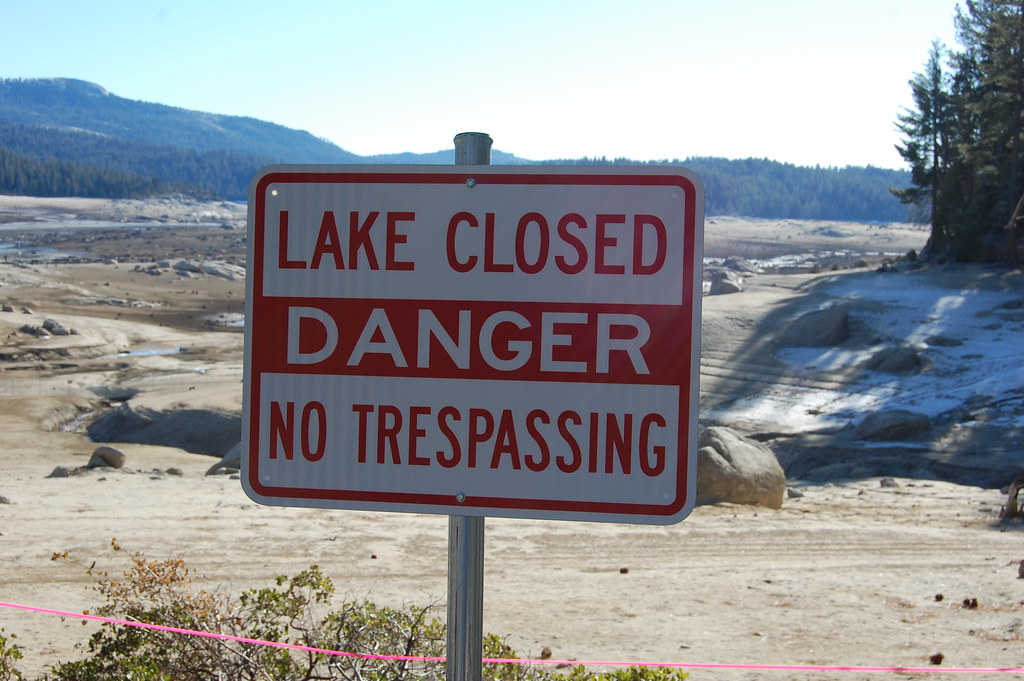 Shaver Lake closed cause it's empty Tegan HetzelDobbins Flickr