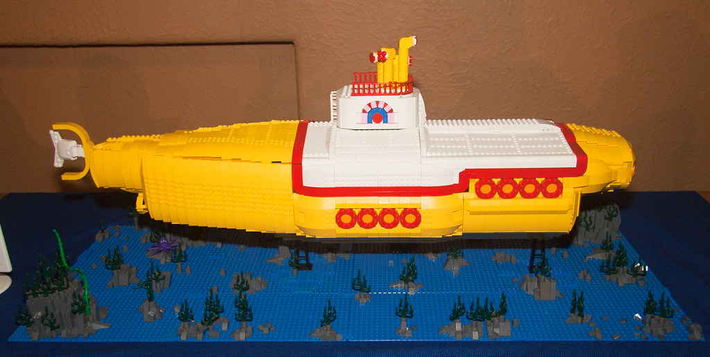 LEGO Yellow Submarine a photo on Flickriver