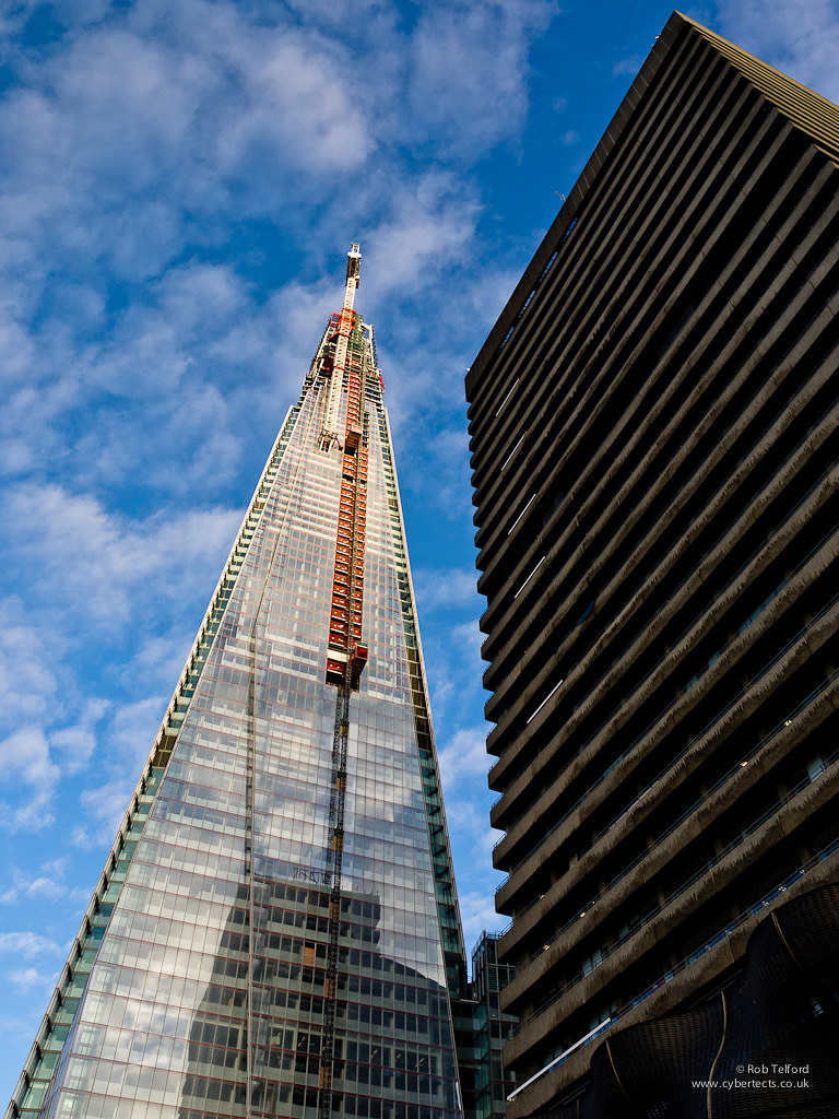 The Shard and Guy's Hospital Great Maze Pond, London SE1. … Flickr