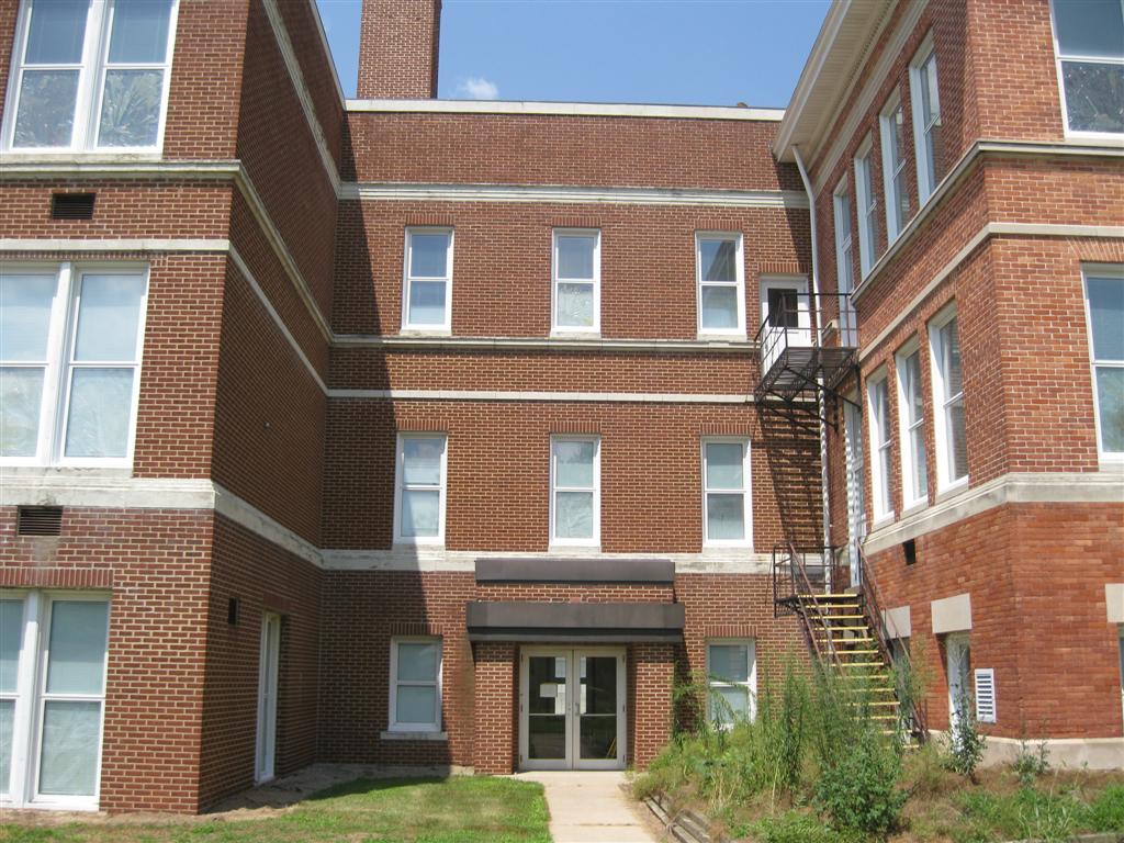 071610 Swanton School 3Swanton, Ohio (9) Aaron Turner Flickr