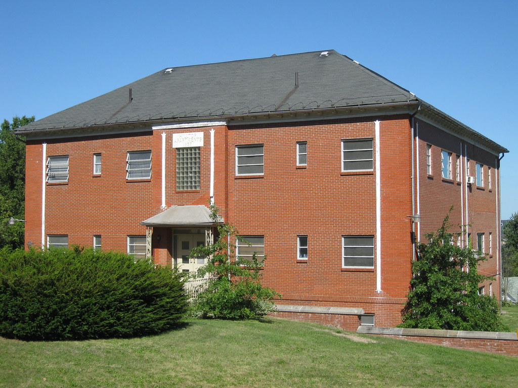 082710Elm Street SchoolMasury, Ohio (4) Aaron Turner Flickr