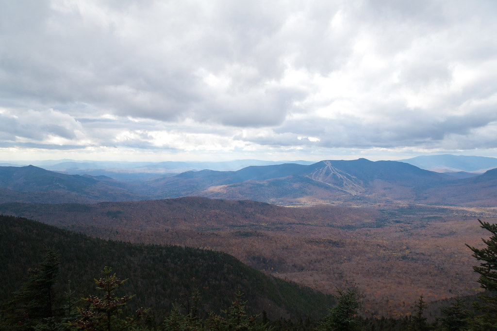 Waterville Valley Views of Waterville Valley, Mount Tecums… Flickr