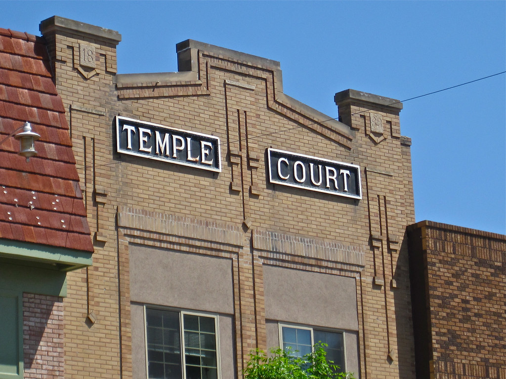 Temple Court, Minot, ND The Temple Court Building, 17 Sout… Flickr