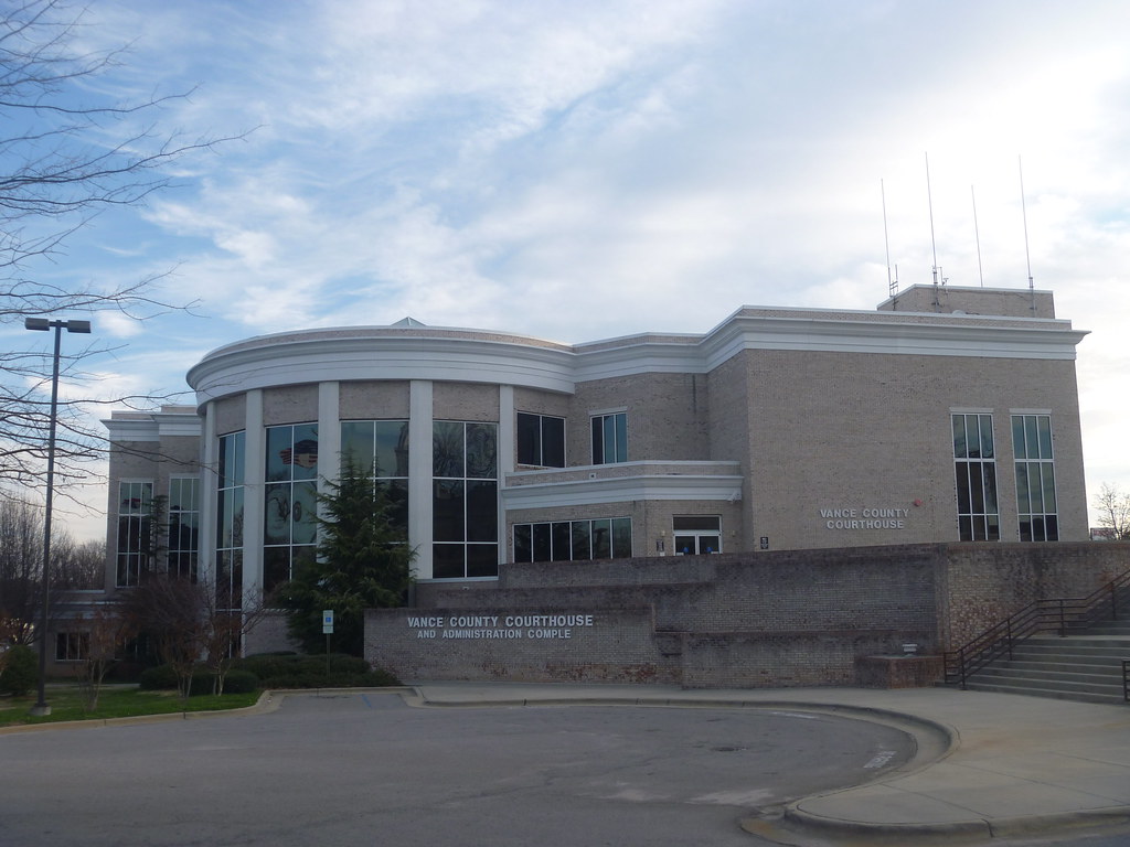 Current Vance County Courthouse Behind the old Vance Count… Flickr