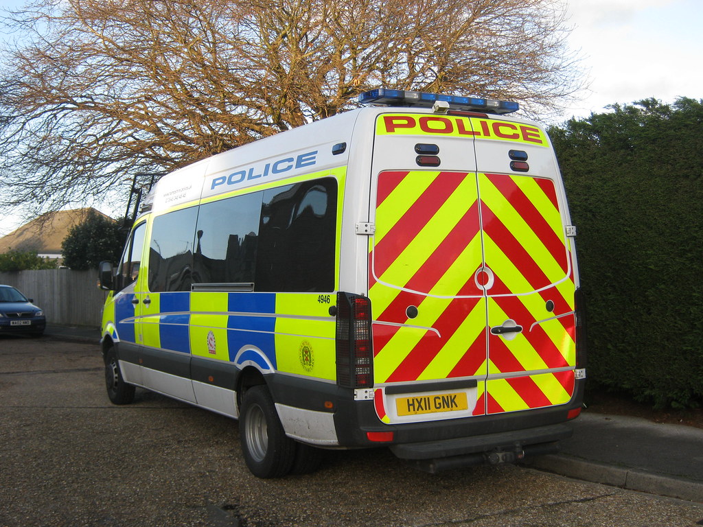 Hampshire Police Mercedes Sprinter Public Order Van ( HX11… Flickr