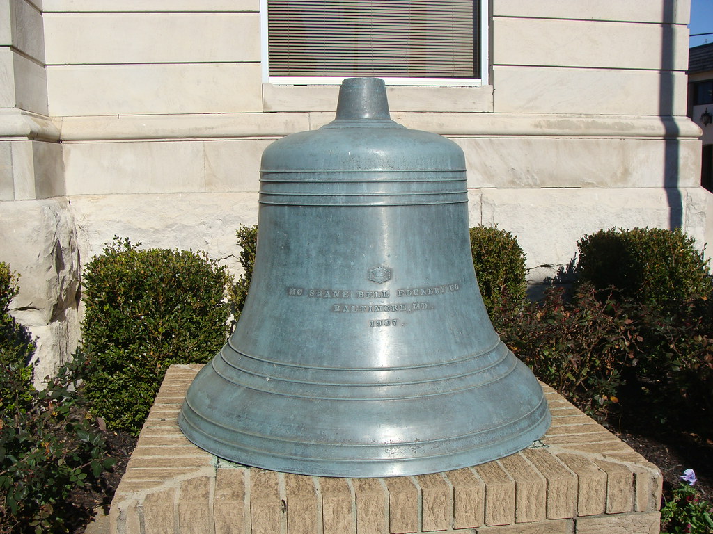 Bell at City HallColumbus, Ms. Mfg. by McShane Bell Fou… Flickr