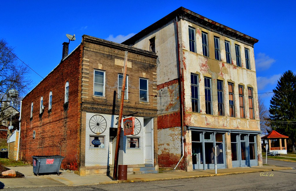 Shawnee Ohio What was once a bank and an opera house along… Flickr