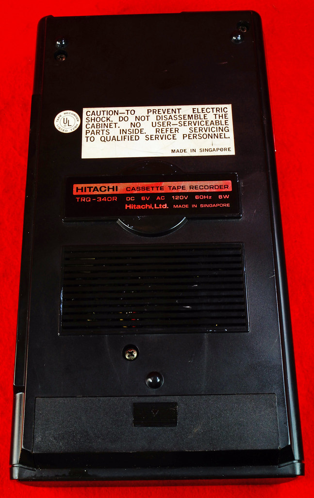 RD9587 HITACHI CASSETTE RECORDER FERRITE HEAD TRQ340R DSC… Flickr