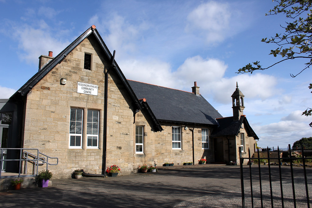 Reddingmuirhead. Shieldhill road. boneytongue Flickr