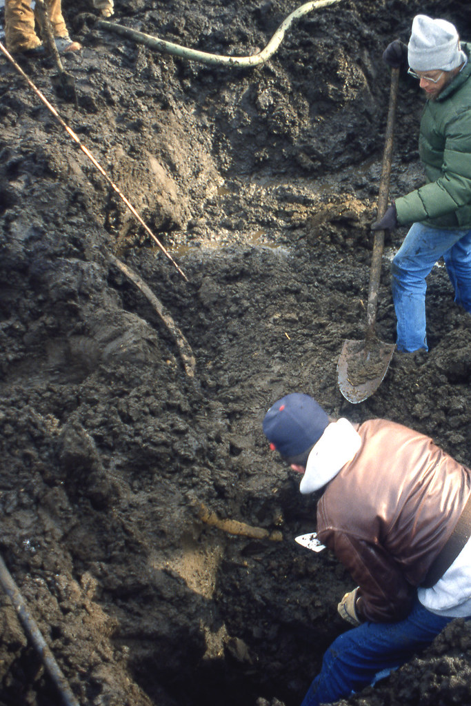 Burning Tree Mastodon excavation (midDecember 1989), Burn… Flickr