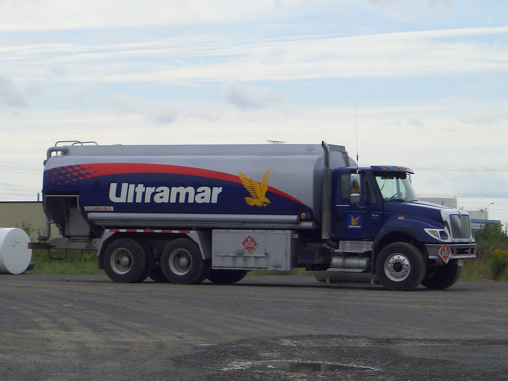 Ultramar International 7500 fuel tanker truck Ottawa, Onta… Flickr