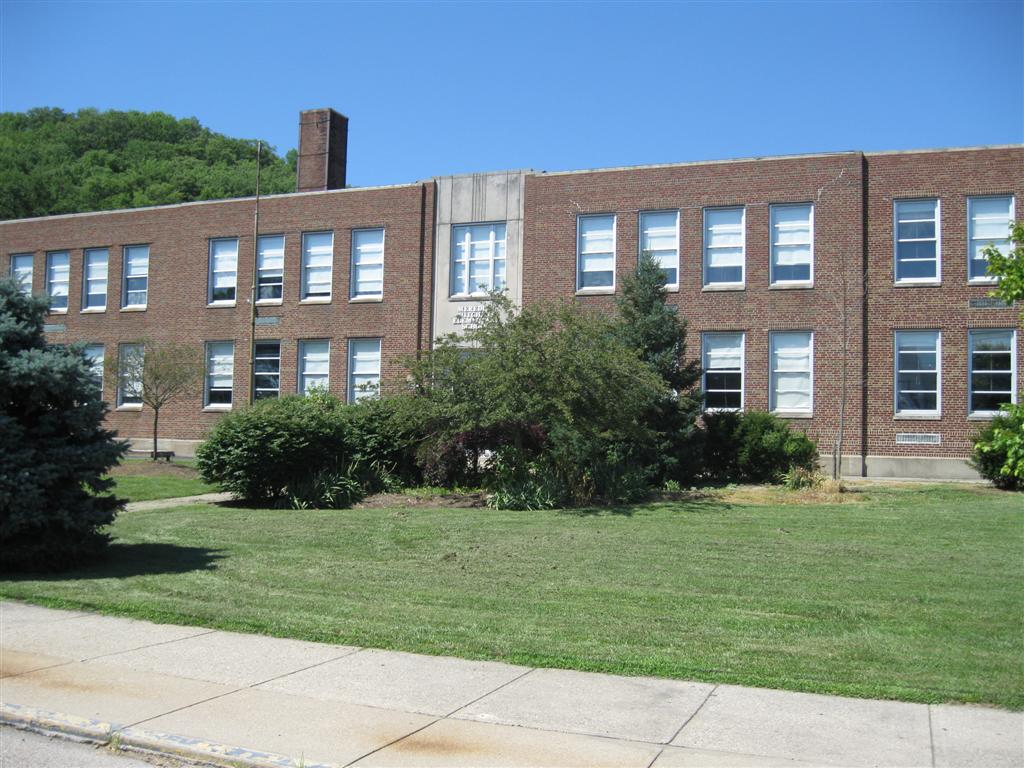 0630104 Addyston School 2Addyston, OHio (7) Aaron Turner Flickr