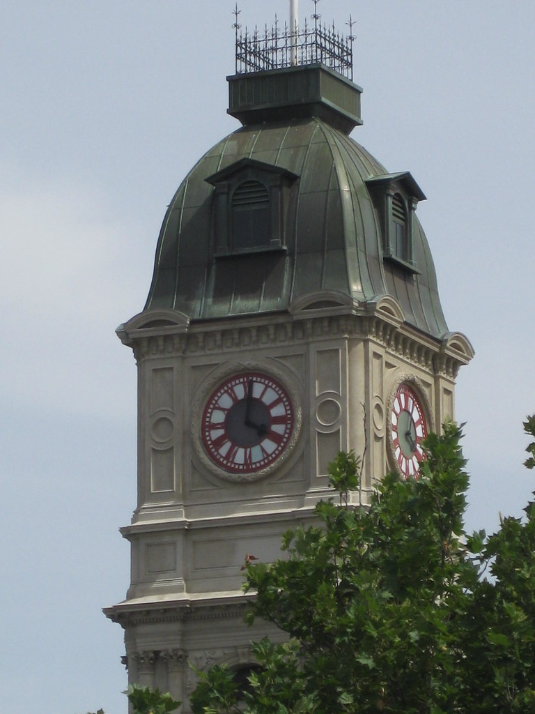 The Clock Tower of the Ballarat Town Hall Sturt Street, … Flickr