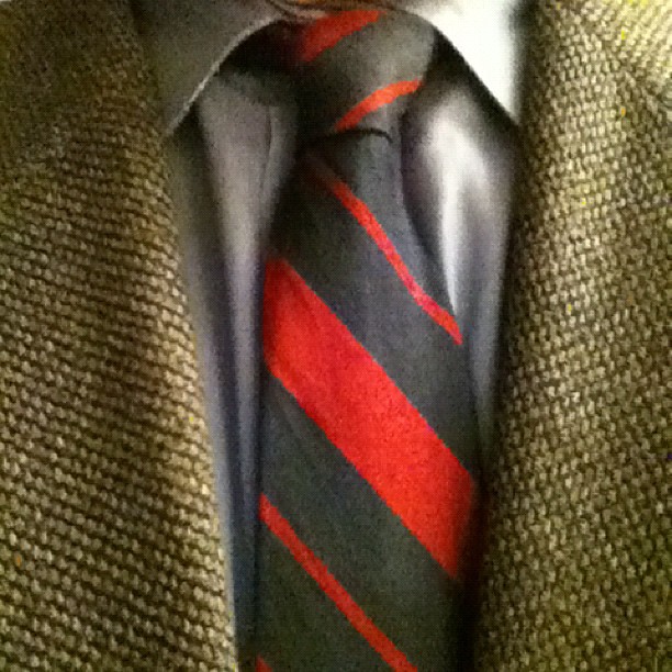 This is the necktie I wore tonight. Knot Halfwindsor. Flickr