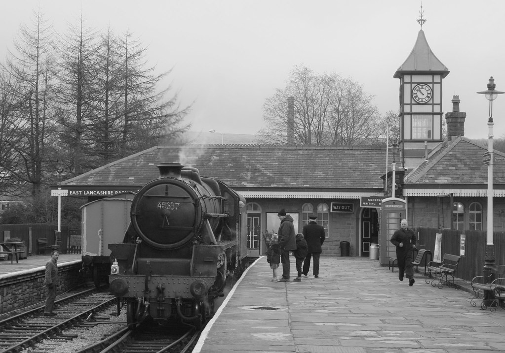 East Lancs Winter Gala. A look of Rawtenstall Station in B… Flickr