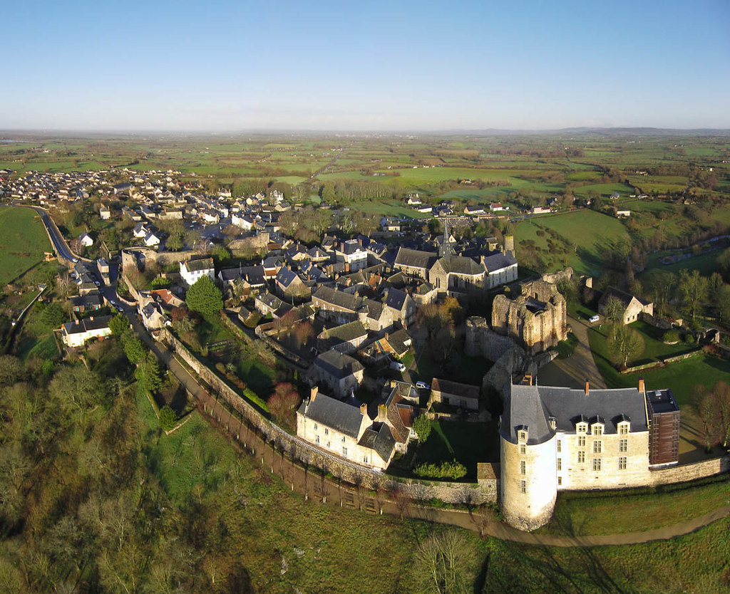 Ste suzanne Sainte Suzanne, classée Commune touristique pa… Flickr