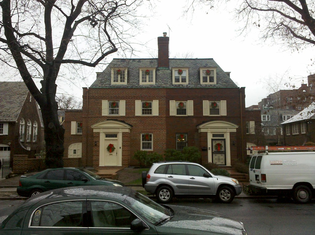 Jackson Heights English Garden Home Today I passed several… Flickr