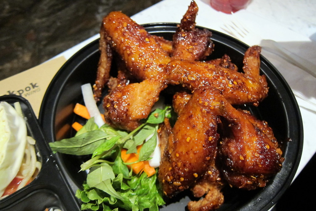 NYC LES Pok Pok Wing Ike's Wings Ike's Wings are fres… Flickr