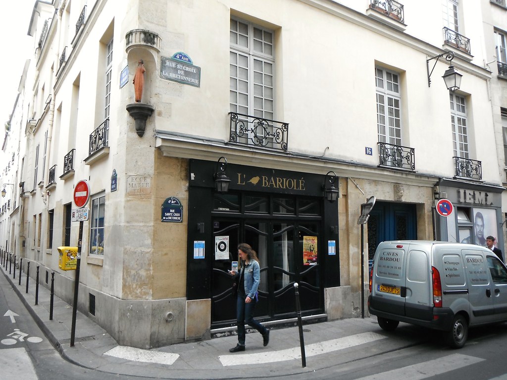 Paris Rue Sainte Croix de la Bretonnerie Añelo de la Krotsche Flickr