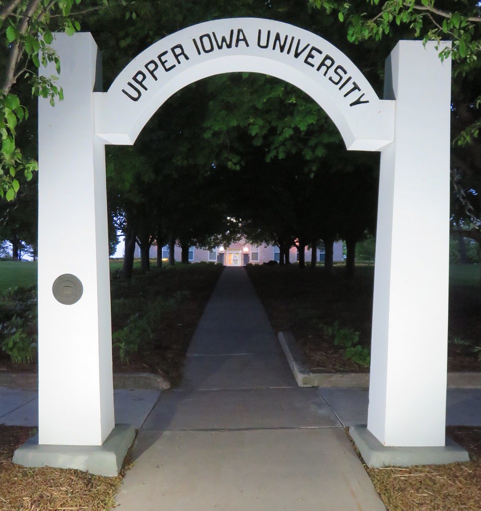 Upper Iowa University Arch (Fayette, Iowa) Fayette, Iowa i… Flickr
