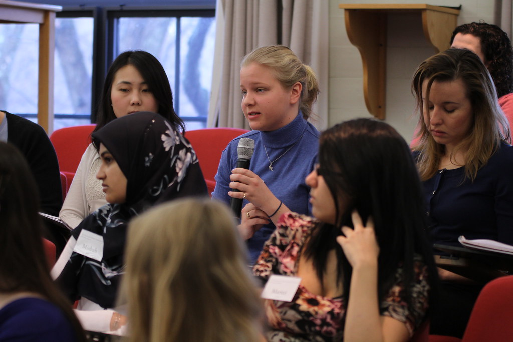 Albright Institute 2012 After the lectures, students get t… Flickr