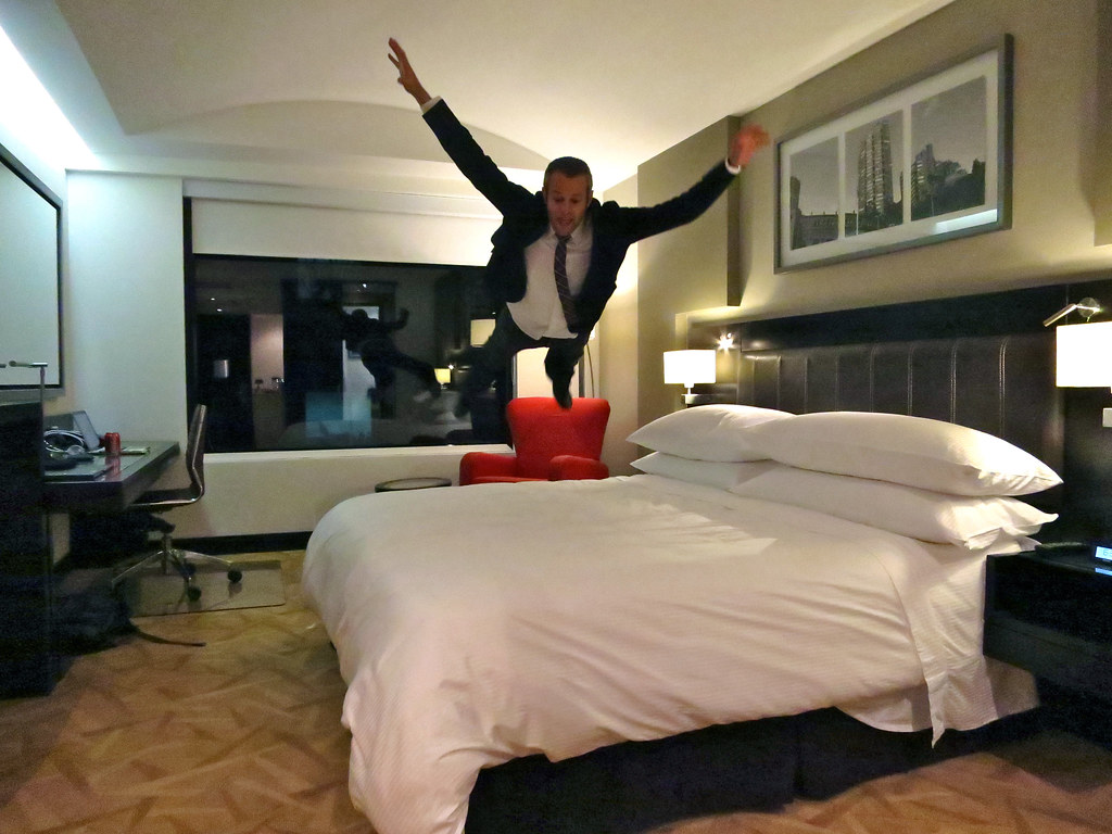 love live holistically