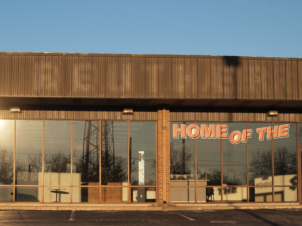 Labelscar of Former Reuther Ford Dealership in Arnold, MO_… Flickr